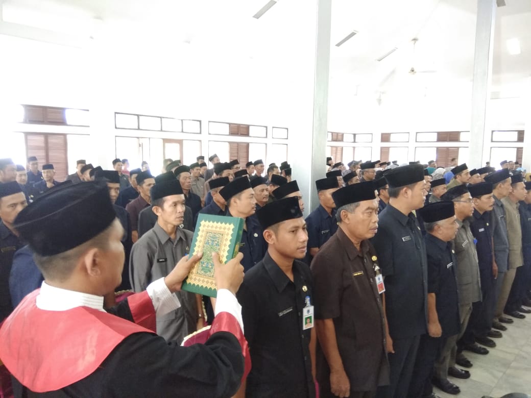 Masa Jabatan Tinggal 2 Tahun, Bupati Pandeglang Rotasi Ratusan Pejabat