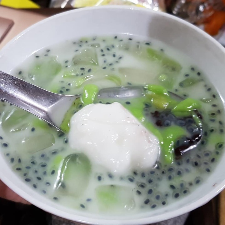 Nikmati Kesegaran Es Dawet Telasih di Pasar Gede Solo