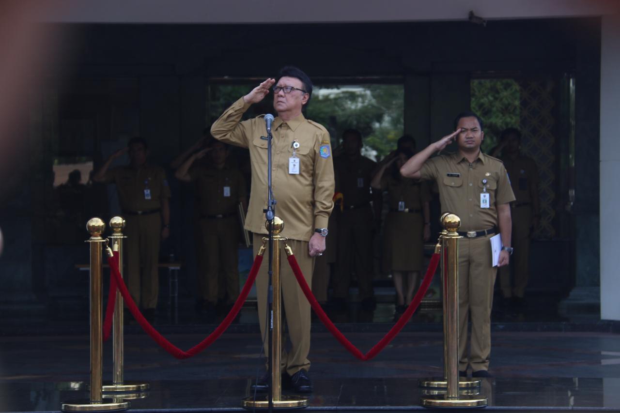 Mendagri Angkat Pelaksana Tugas Dirjen Otda dan Sekretaris BNPP