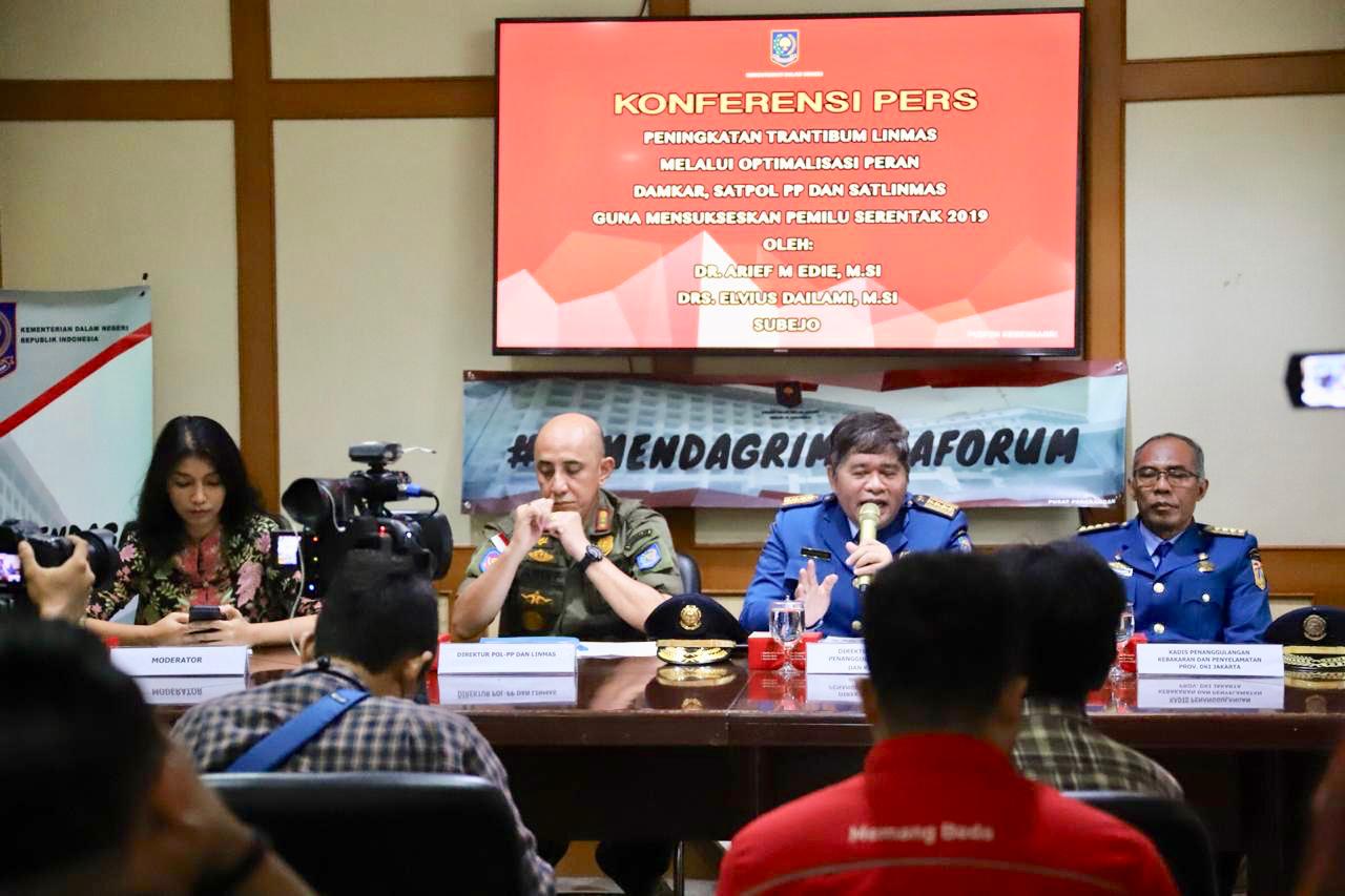 1 Abad Pengabdian Damkar Untuk Negeri, Pantang Pulang Sebelum Padam