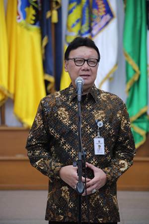 Bupati Tana Toraja  Laksanakan Arahan Mendagri, Telah Mengganti Plt. Kadis Kesehatan