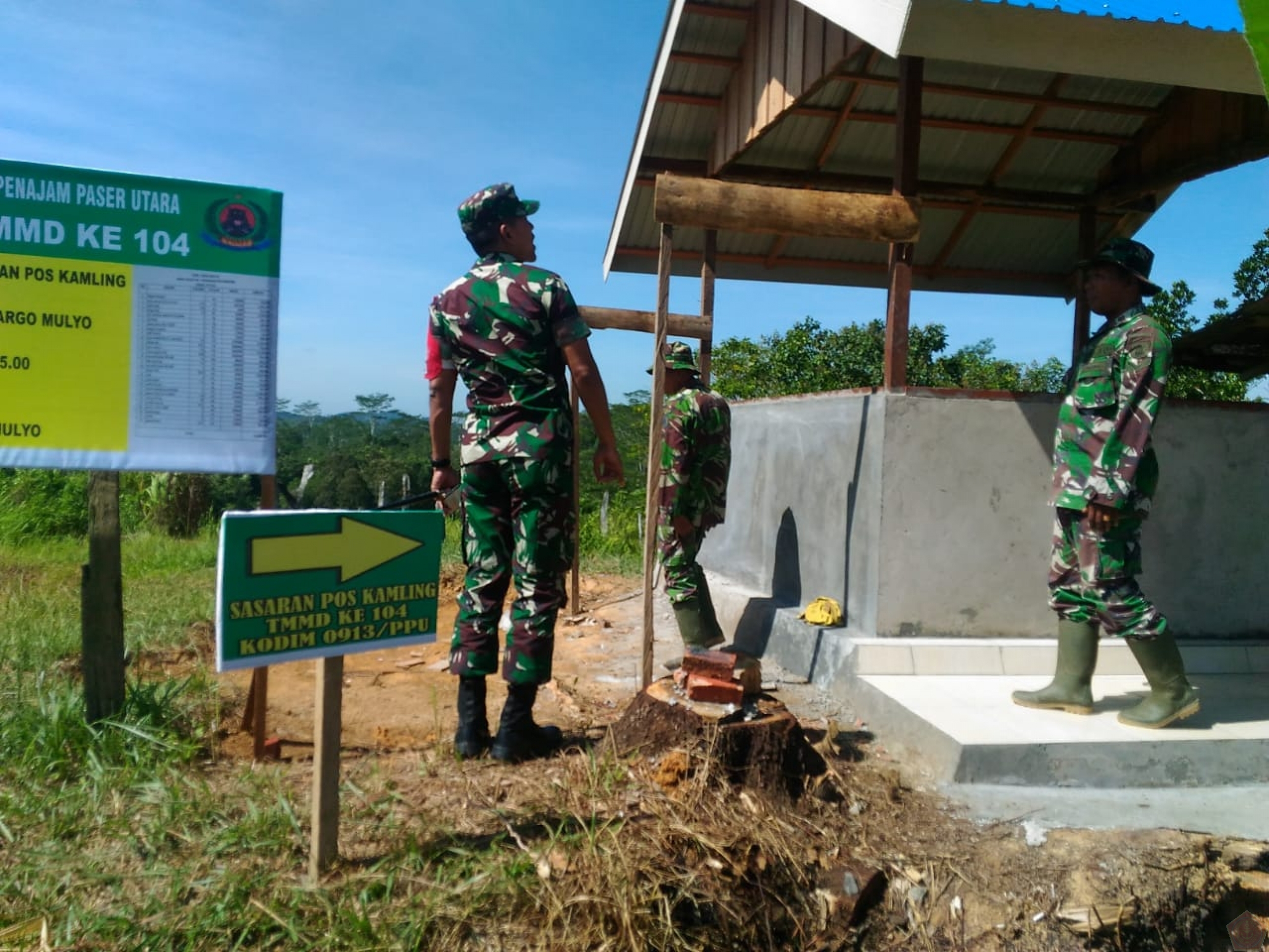 Dansatgas TMMD 104 Kodim 0913/Penajam Tinjau Sasaran Pembuatan Posyandu di RT 14