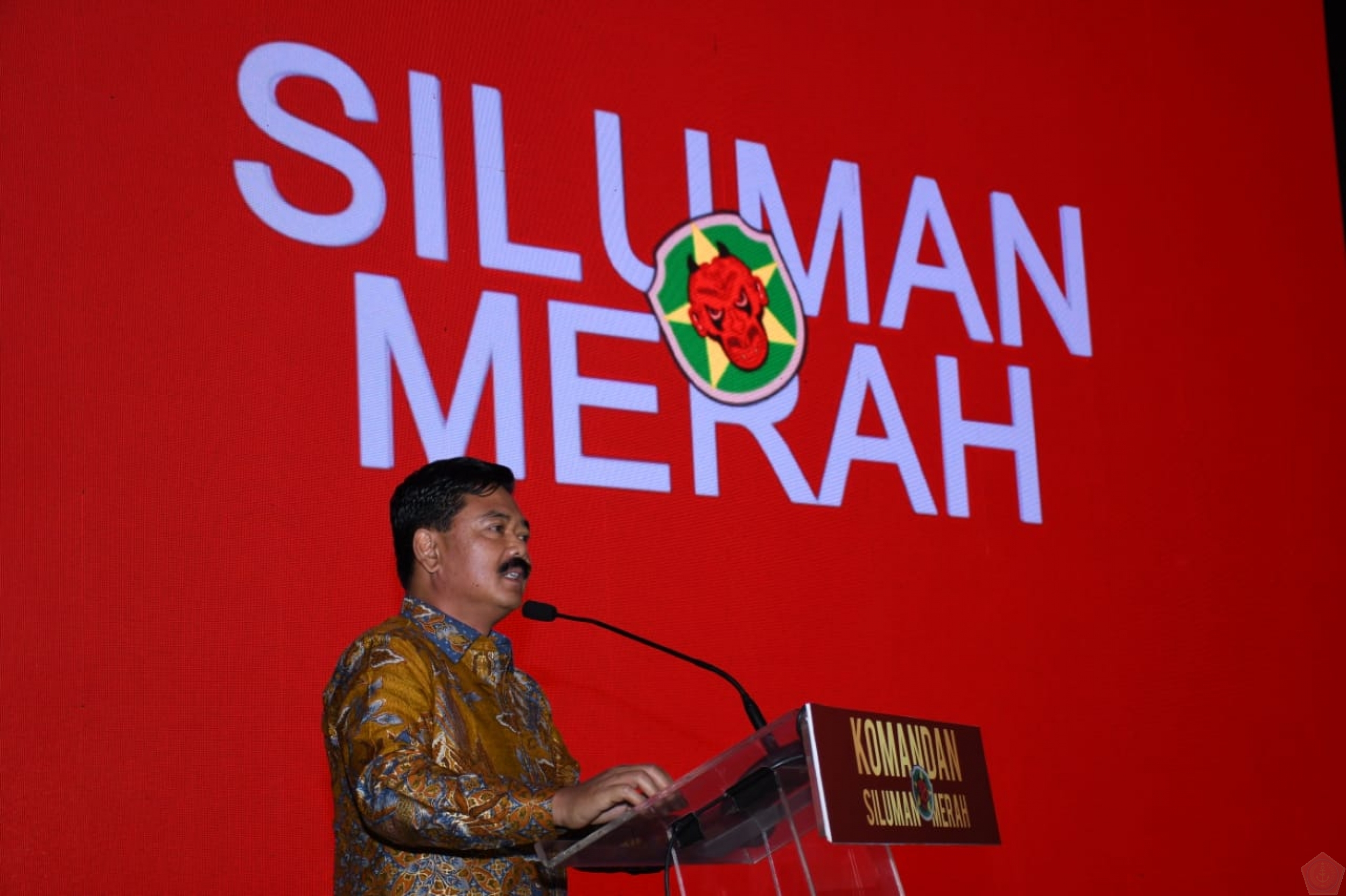 Panglima TNI Sebagai Pembicara Peluncuran Buku “Komandan Siluman Merah”
