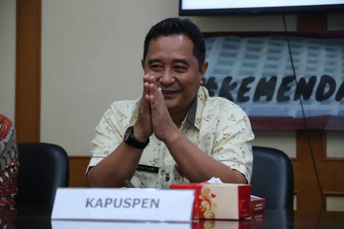 Kemendagri Minta Bupati Tator Mentaati UU Pemda dan UU ASN