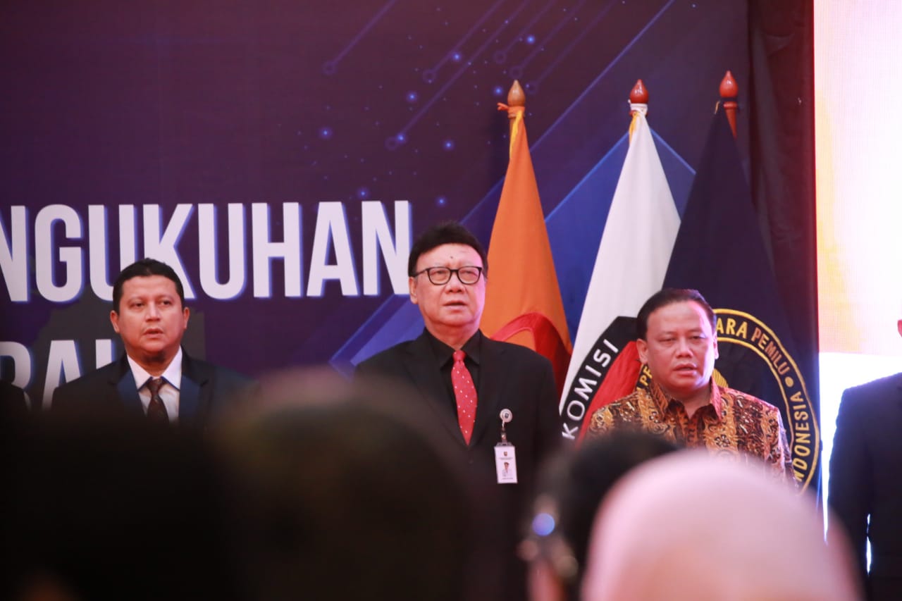 Mendagri Respon Hoax Setting-an Server KPU