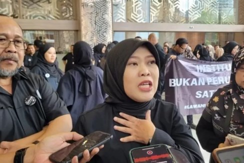 Pegawai Kemendiktisaintek Berencana Lapor ke DPR Besok