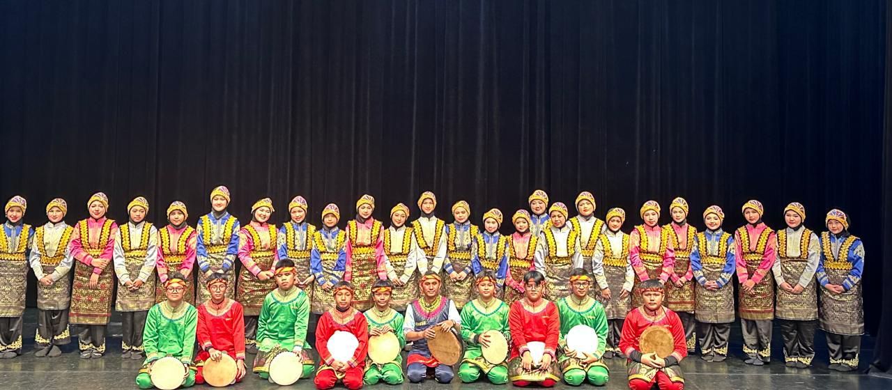 Tim Tari SMP Islam Al-Azhar BSD Raih Prestasi Internasional di Asian Folklore Congresses And Art Camp 2025