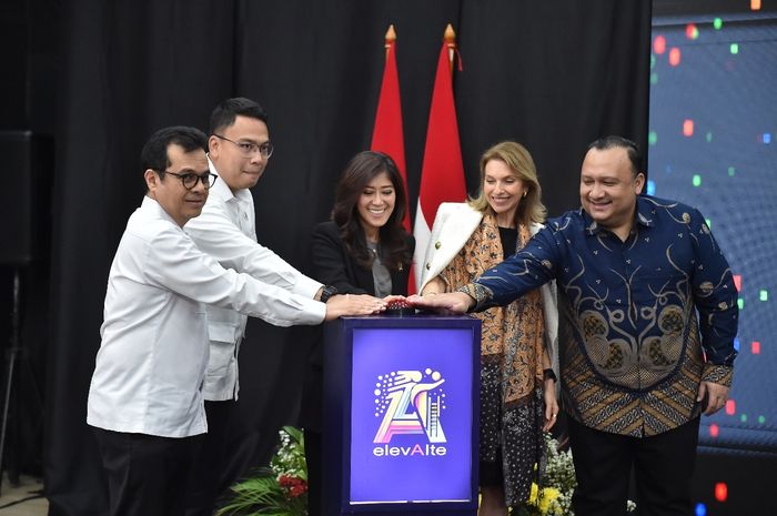 Komdigi dan Microsoft Hadirkan ElevAlte Indonesia Cetak 1 Juta Ahli AI