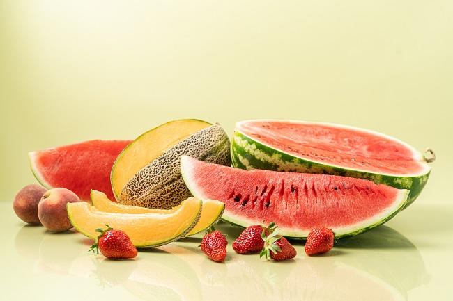 Pilihan Buah Tinggi Air yang Dapat Menghidrasi Tubuh
