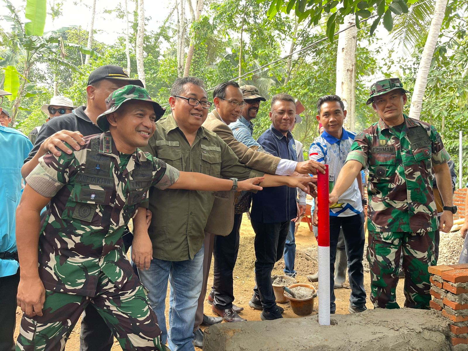 Lepas Sambut Danrem 064/MY, Kelompok Jalan Sutera Taman Firdaus Ucapkan Selamat