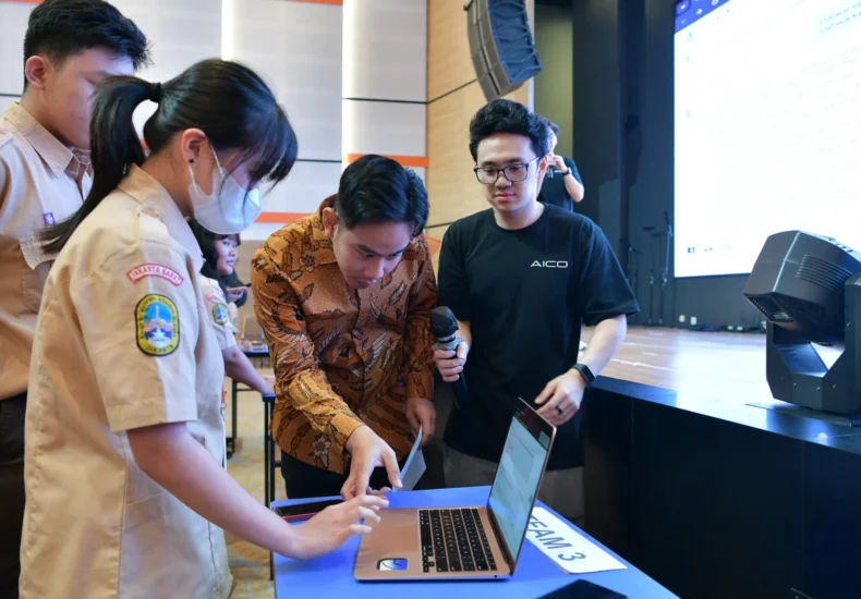 Kenalkan Teknologi Kecerdasan Buatan di SMA Bunda Mulia, Wapres Minta Para Siswa Gunakan AI untuk Hal yang Positif