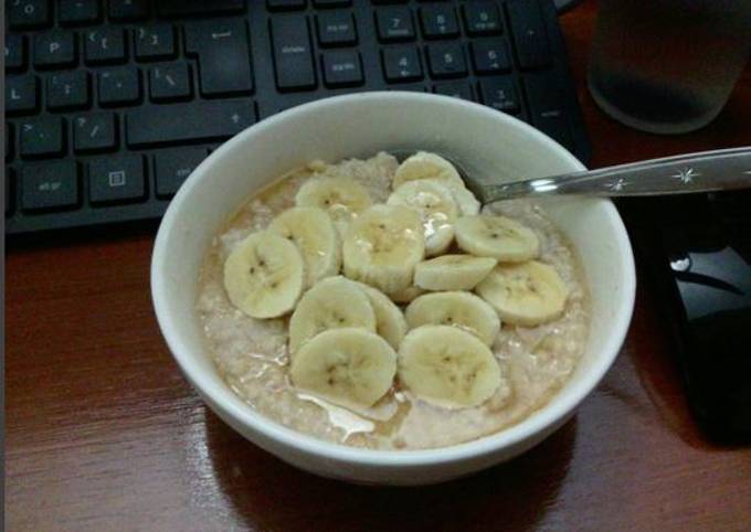 Resep Oatmeal Dengan Pisang Dan Apel Makanan Sahur Yang Sehat dan Praktis