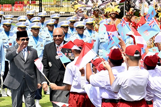 Presiden Prabowo Sambut Kunjungan Resmi PM Rabuka di Istana Merdeka
