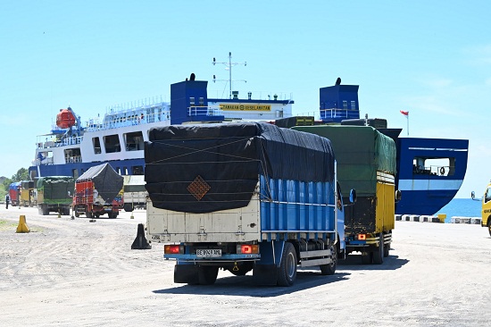 Menhub Dudy Cek Pelaksanaan Angkutan Logistik di Pelabuhan Wika Beton dan BBJ Lampung