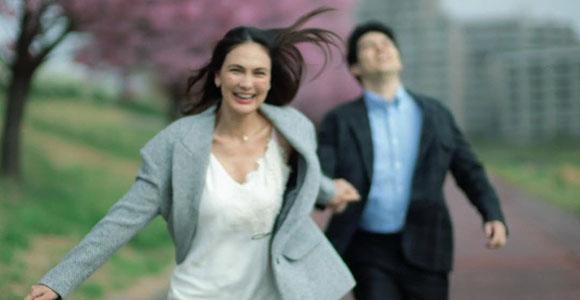 Luna Maya: I Say Yes