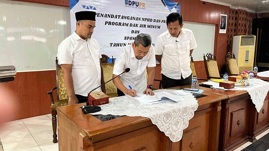 Gandeng Polres Serang, DPUPR Kabupaten Serang-Pokmas Teken PKS Program SPAM