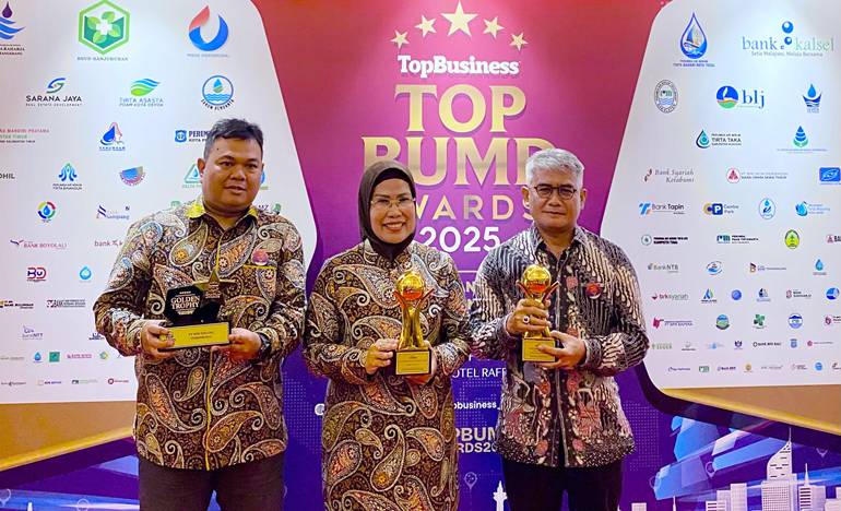 PT BPR Serang (perseroda) Kembali Raih Prestasi pada Ajang TOP BUMD Awards 2025