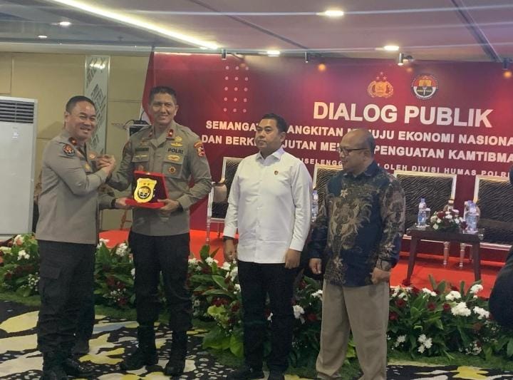Dirpamobvit Korsabhara Baharkam Polri Menjadi Narasumber Pada Dialog Publik Penguatan Internal Polri