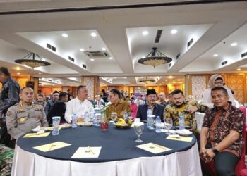 Puluhan Tokoh Nasional Raih Anugerah Sahabat Pers dan Pin Emas Dalam Konvensi Nasional SMSI