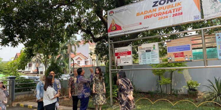 KI DKI Jakarta Tinjau Implementasi Zona Informatif di Kantor Pertanahan Kota Administrasi Jakarta Barat