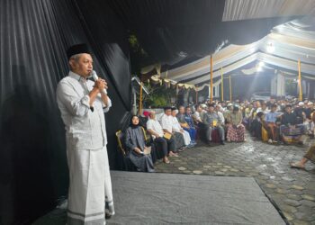 Kenang Dedikasi Tokoh Masyarakat, FIKS Berikan Penghargaan Anumerta kepada H. Iye Iman Rohiman