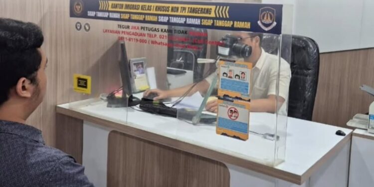 Imigrasi Tangerang Gelar Layanan Khusus Akhir Pekan, Kakanim Hasanin: Permudah Masyarakat Urus Paspor One Day Service