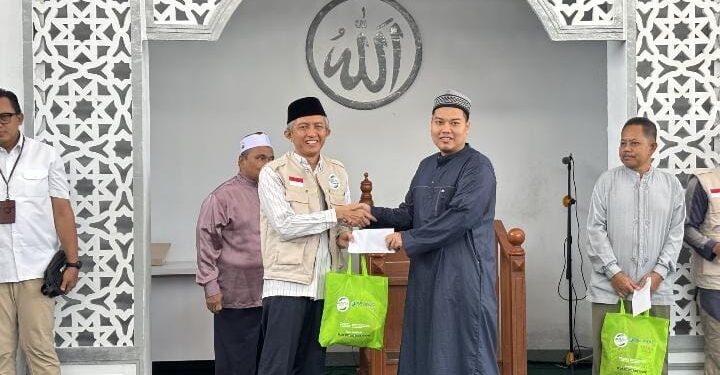 ​Wujudkan Kepedulian Sosial, Karyawan PT IPC TPK Salurkan Zakat Melalui LAZISKU untuk Masyarakat Jakarta Utara