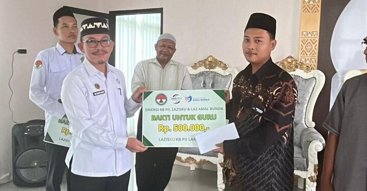 LAZISKU Lampung Salurkan Tanda Kasih untuk Guru Honorer dan Guru Ngaji