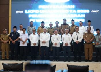 Pemkot Bekasi Serahkan Laporan Keuangan Ke BPK Provinsi Jabar, Wawali Harris Bobihoe Berharap WTP Dapat Diraih Kembali