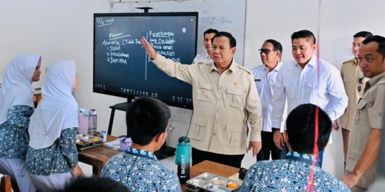 Presiden Prabowo Targetkan Perbaikan Ratusan Ribu Sekolah, Akselerasi Kebangkitan Pendidikan Nasional