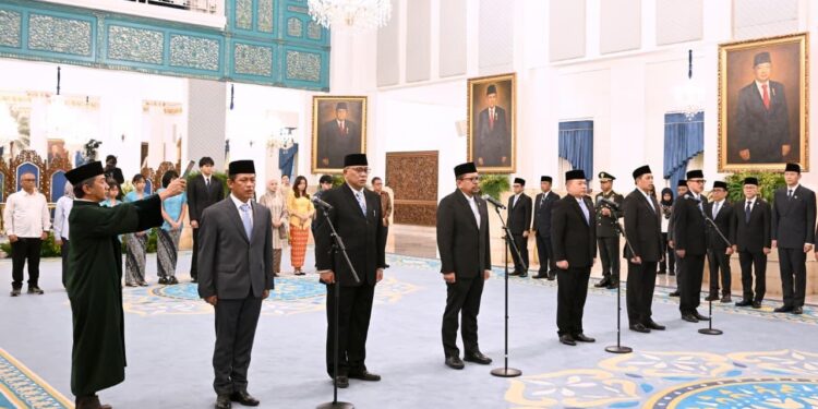 Prabowo Resmi Lantik Sejumlah Pejabat Kunci, Dudung hingga Qodari Masuk Lingkar Strategis Istana