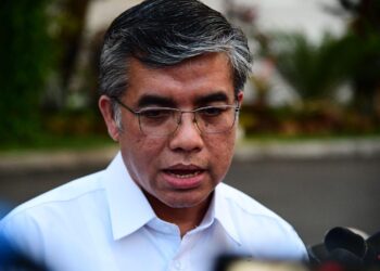 Presiden Prabowo Subianto Terima Laporan Program Magang dan Vokasi dari Menaker