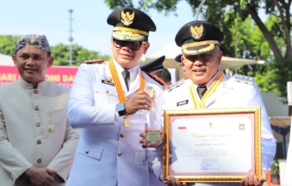 Bupati Malang Hadiri Upacara Hari Otonomi Daerah ke-30, Raih Penghargaan Kinerja Tinggi