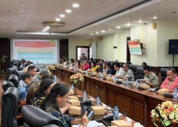 Wagub Maluku Dorong Evaluasi Kinerja OPD untuk Optimalkan PAD