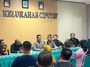 Cegah Tawuran, Kapolres Tangsel Silaturahmi dan Pembinaan Masyarakat di Ciputat