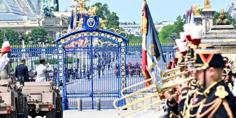 Presiden Prabowo Disambut Upacara Kehormatan Kenegaraan di Les Invalides Paris