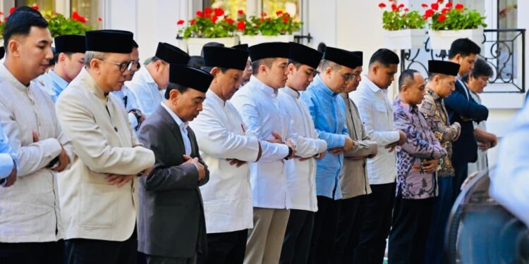 Presiden Prabowo Salat Iduladha Bersama Diaspora Indonesia di Paris