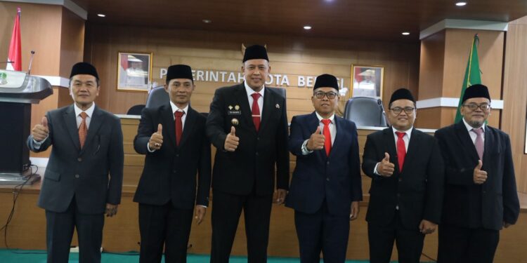 Wali Kota Bekasi Lantik Pengurus Baznas Kota Bekasi, H. Sudarsono Pimpin Periode 2026–2031