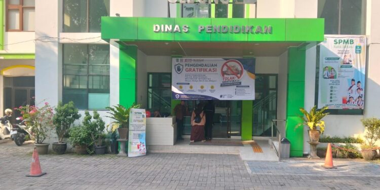Disdik Kota Bekasi Imbau Sekolah Teliti Sebelum Cetak Sertifikat TKA