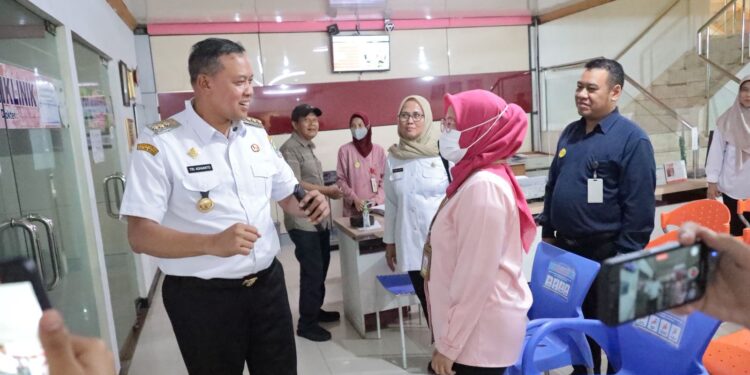 Permudah Perizinan, Wali Kota Bekasi Resmikan Layanan BALAI KEREN diseluruh Kecamatan