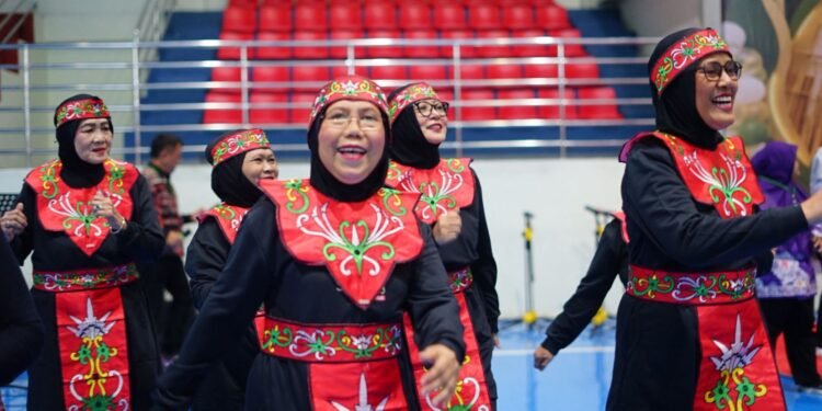 Kreativitas Lansia Jadi Wadah Pemberdayaan dan Penguatan Semangat Hidup di Usia Senja
