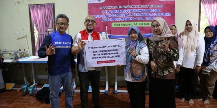 Olah Produk Turunan Ikan Hingga Daur Ulang Seragam, PHI Dorong UMKM Binaan Tanjung Field Mandiri