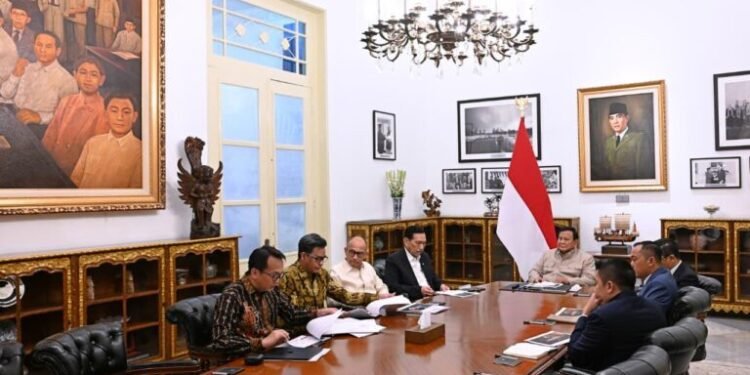 Presiden Prabowo Terima Laporan DEN, MBG Beri Dampak Ganda bagi Gizi dan Ekonomi Masyarakat