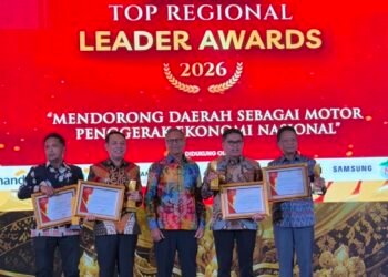 Wali Kota Bekasi, Tri Adhianto Raih Penghargaan Nasional sebagai Pendorong Pertumbuhan Ekonomi Kota