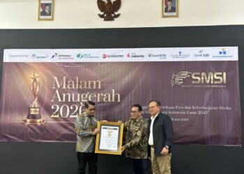 Dari Menteri hingga Kepala Desa, 16 Tokoh Terima Anugerah SMSI 2026 di Dewan Pers
