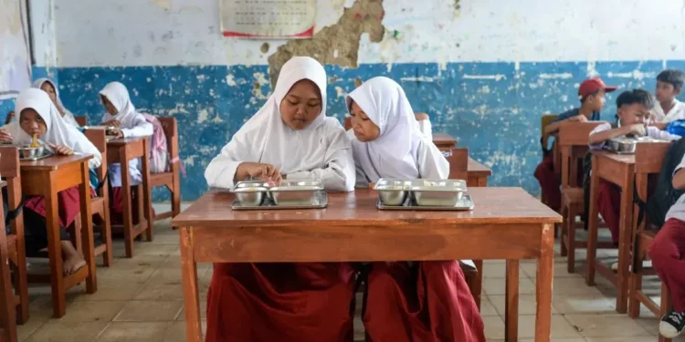 Pemerintah Tingkatkan Pengawasan Program MBG untuk Kelompok 3B dan Wilayah 3T