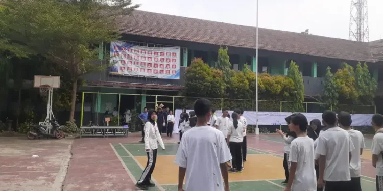 MPLS Usai, Siswa Baru SMKN 1 Tangsel Didorong Jaga Disiplin dan Prestasi