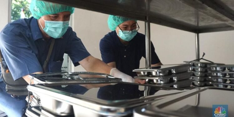 Pemerintah Akan Buka 13.000 Dapur MBG Baru, Lokasinya di Sini