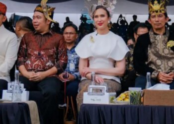 Siaran Pers: Menpar Sebut Jember Fashion Carnaval Dorong Daya Saing Pariwisata Nasional