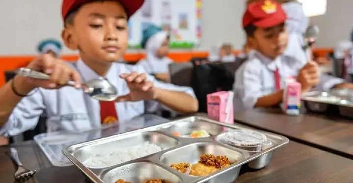 Pemerintah dan DPR Sepakati Penyesuaian Anggaran Program MBG untuk Tahun Depan